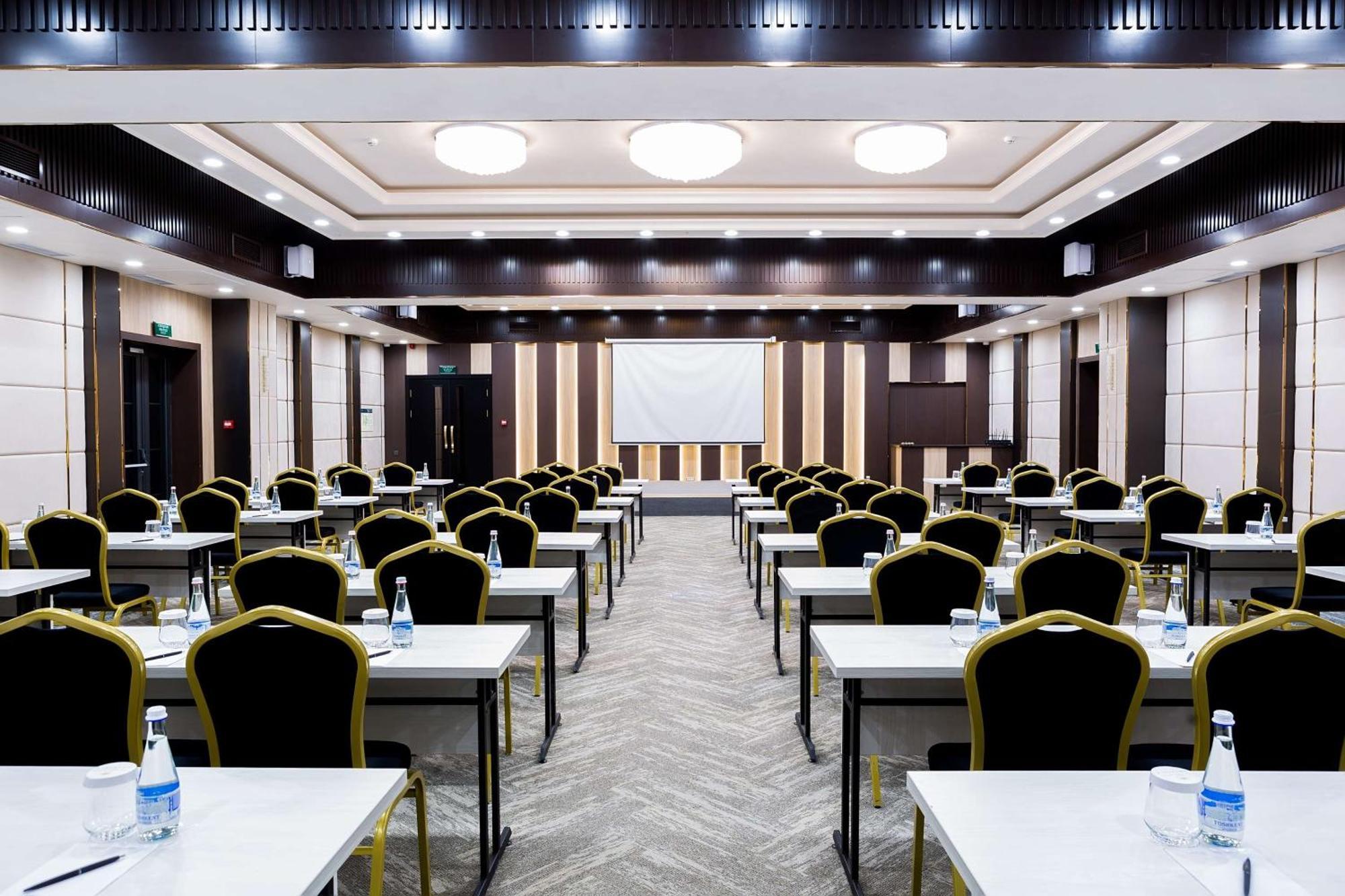 Panarams Tashkent Hotel, A Member Of Radisson Individuals 外观 照片