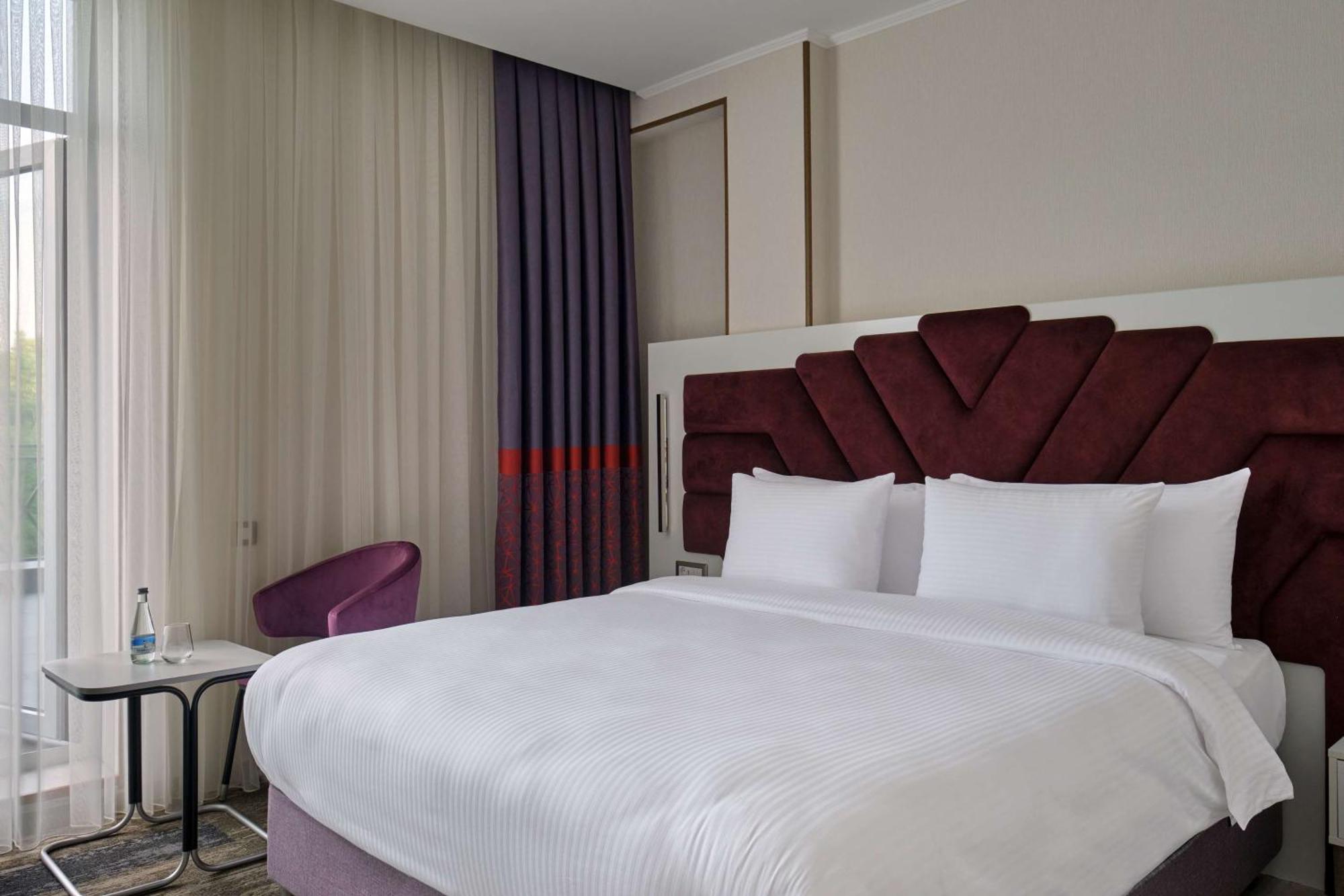Panarams Tashkent Hotel, A Member Of Radisson Individuals 外观 照片