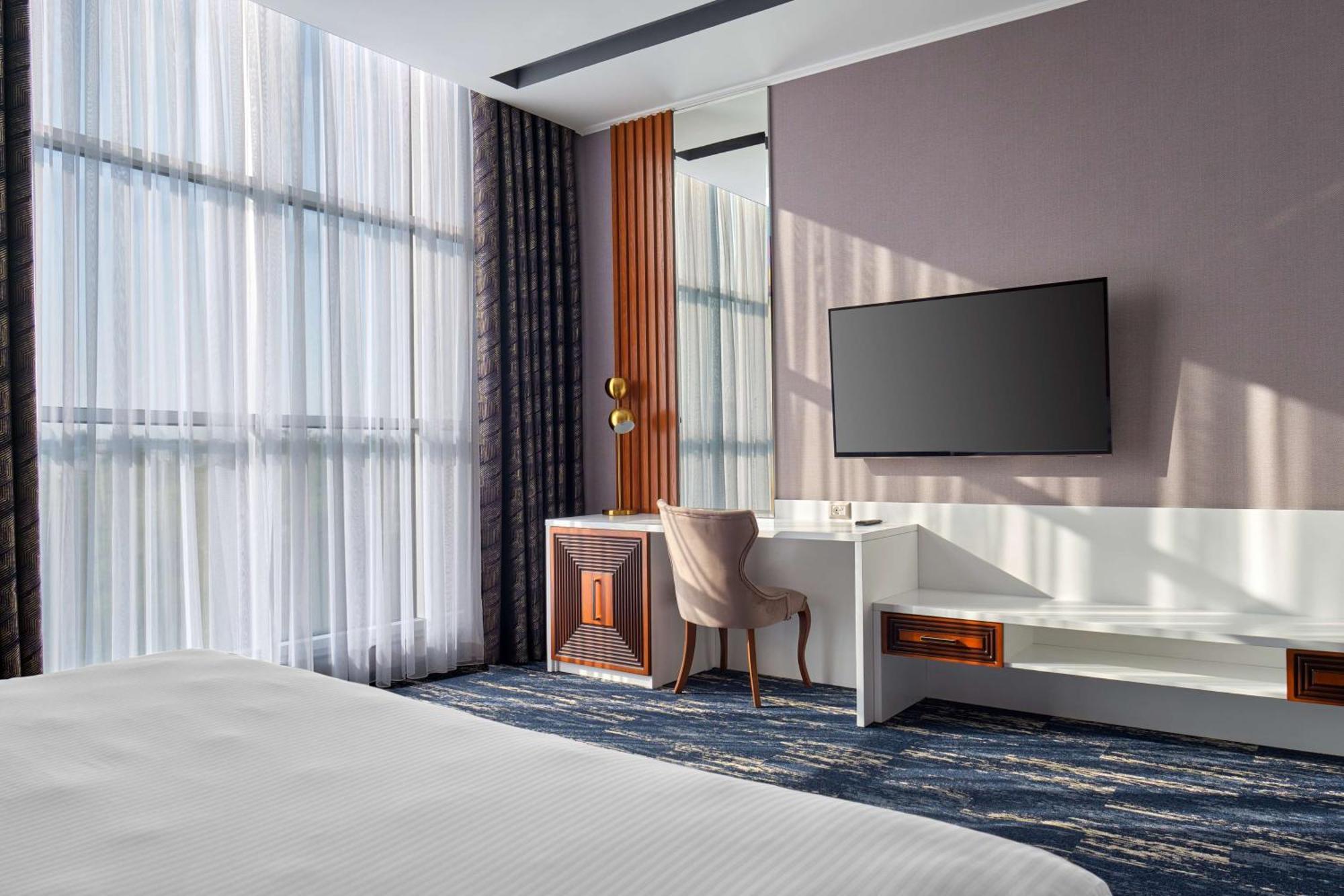 Panarams Tashkent Hotel, A Member Of Radisson Individuals 外观 照片