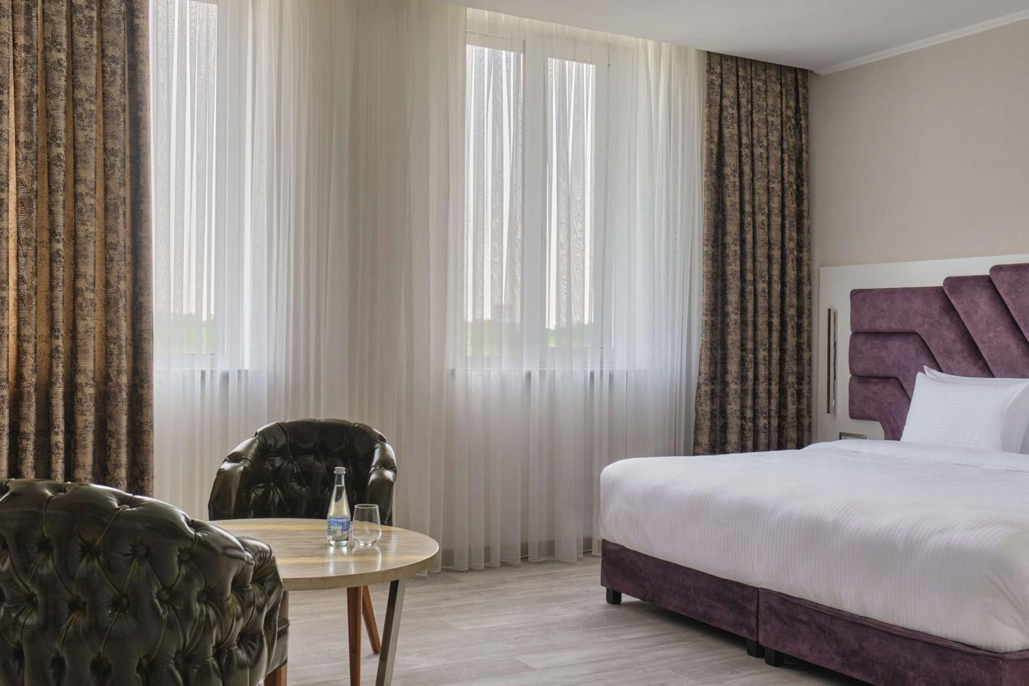 Panarams Tashkent Hotel, A Member Of Radisson Individuals 外观 照片